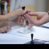Un cetățean a încercat să-și fotografieze votul iar la Onești, 4 alegători au încercat să introducă în urne mai multe buletine de vot