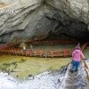 Idei de vacanță fără caniculă. Peștera din România unde poți găsi un ghețar chiar și vara