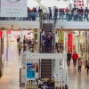 Studiu: Românii cheltuiesc mai mulți bani în mall-uri anul acesta