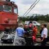 O mașină a fost izbită de un tren și prinsă sub locomotivă, în Suceava. Șoferul a murit