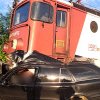 Un tânăr de 19 ani și-a pierdut viața după ce mașina pe care o conducea a fost lovită în plin de un tren la o trecere la nivel cu calea ferată din Liteni (foto)