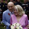 Dragostea nu are vârstă: Un veteran de război, de 100 de ani, s-a căsătorit cu o femeie de 96 de ani