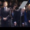 Record de gafe făcute de Joe Biden la ultima sa apariție: A vrut să se așeze pe un scaun invizibil, a plecat înainte de ceremonie și l-a lăsat pe Macron să salveze aparențele