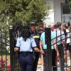 ALEGERI 2024. Secția de votare din Belciugatele, Călărași, păzită de jandarmi și polițiști, după bătaia dintre PSD și PNL de săptămâna trecută. „50 de porții de mici și o friptură la doi oameni”