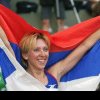 Dubla campioană olimpică Svetlana Masterkova, care a învins-o pe Gabi Szabo în finala de 1.500 de metri de la Atlanta, internată cu suspiciune de accident cerebral