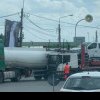O cisternă cu 36 de tone de benzină și o platformă cu autoturisme, implicate într-un accident la Ploiești