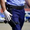 Un poliţist din Băile Herculane, la spital, după ce s-a împușcat accidental în picior cu arma din dotare