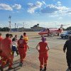 FOTO Fetiţă în vârstă de doar două zile, în stare critică, transferată cu două aeronave SMURD de la Galaţi la Cluj-Napoca