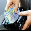 Guvernul majorează, joi, salariul minim pe economie la 3.700 lei