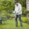Un borcan cu vaselină poate face minuni în grădina ta! 7 utilizări care funcționează cu adevărat toată vara
