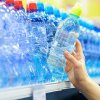 A bea apă din sticle din plastic poate crește riscul de diabet!