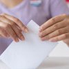 Cursurile din școlile cu secții de votare pot fi suspendate luni, prin decizia Consiliului de Administrație – document