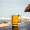 Prețurile mari pe litoralul românesc: Cât costă un pahar de bere rece și un șezlong pe plajă în acest sezon estival