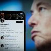 Elon Musk amenință că va interzice telefoanele iPhone la companiile sale: „Vor fi depozitate într-o cușcă Faraday” / Ce l-a nemulțumit