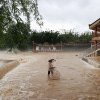 China, lovită de inundații și caniculă. În timp ce în sud nivelul râurilor a crescut, în alte zone sunt anunțate 39 de grade Celsius