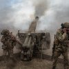 Ucraina continuă să lovească obiective importante din Rusia, în timp ce trupele rusești câștigă teren pe frontul de est