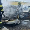 Autoturism cuprins de flăcări pe DN 1, între Câlnic și Cut. Au intervenit pompierii militari din Sebeș