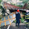 (VIDEO) 67 de intervenții ale pompierilor mehedințeni în urma furtunii de aseară