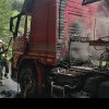 Intervenție a pompierilor militari din Câmpeni și a SVSU Abrud la Bucium, după ce motorul unui autocamion a luat foc