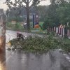 Mai multe localități din județele Botoșani și Suceava, afectate de furtună