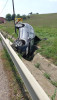 FOTO – Accident Herina: O șoferiță s-a răsturnat cu mașina în șanț, pe DN17A
