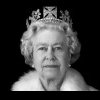 Angajații familiei regale susțin că au văzut fantoma reginei Elisabeta bântuind palatul