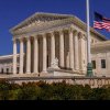 Curtea Supremă a Statelor Unite a dat vineri o lovitură majoră puterii federale de reglementare