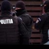 VIDEO Percheziții ale Poliției Capitalei - Proxeneții care activau în RIN Residence, reținuți