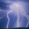 COD ROSU de furtună în județul Alba. Vijelie puternică și averse torențiale în șapte localități din Apuseni