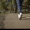 STUDIU: Mersul pe jos, un „mijloc eficient şi accesibil” pentru prevenirea durerilor de spate recurente