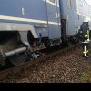 Tren cu sute de pasageri, blocat în Dâmbovița, pe o caniculă extremă! Două persoane au primit îngrijiri medicale