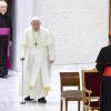 Papa Francisc transmite preoților să țină predici scurte, care să nu adoarmă oamenii