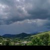 7 iunie | COD GALBEN de furtună în Alba și alte județe, până la ora 19:45: Averse, grindină, descărcări electrice și vânt. Localitățile vizate
