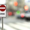 Guvernul vrea să introducă zone cu restricții pentru mașini în orașe