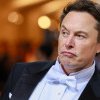 S-a ”umplut paharul„ lui Musk și își mută sediile SpaceX și X