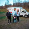 O caravană medicală mobilă a ajuns în două localități sucevene pentru diagnosticarea și tratatrea copiilor subnutriți sau cu anemii carențiale