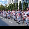 Rădăuțiul ”capitala” folclorului pentru trei zile. Festivalul Internațional de Folclor ”Arcanul” a debutat cu o paradă impresionantă
