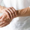 Gestionarea artritei reumatoide: tot ce trebuie să știi pentru o recuperare eficientă