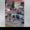 Bătaie cu pumni și picioare în curtea unui spital din Suceava - VIDEO