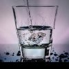 Care este cea mai bună apă de băut în această perioadă. Dr. Vlad Ciurea spune cât de bine îi face organismului