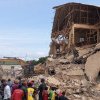 O școală s-a prăbușit în Nigeria: 21 de morți, majoritatea elevi, și 69 de răniți. Copiii dădeau un examen