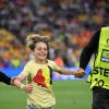 Un copil cu steagul României pe piept a intrat pe teren la meciul cu Olanda, din „sferturile” Euro 2024