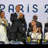Carmen Iohannis, ținta unui nou val de critici după ce a purtat o rochie cu maci la Paris: „Văzusem la străbunica o mușama similară”