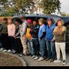 Şofer român, cercetat pentru trafic de migrant după ce a fost prins cu 10 nepalezi în mașină
