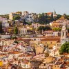 Portugalia vrea să reintroducă o scutire de taxe controversată pentru rezidenţii străini. Ce beneficii include această măsură