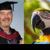 Un bărbat a terminat facultatea 41 de ani mai târziu decât colegii lui din cauza unui papagal care i-a distrus camera de cămin