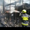 (foto) O casă, făcută scrum în centrul capitalei: O persoană, evacuată din locuință, iar cinci echipaje de pompieri au luptat cu flăcările
