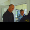 (video) „- Ce au găsit anchetatorii? - Nimic”. Șeful Biroului Vamal Nord, Nicolae Mazanca, zâmbitor, escorat de mascații CNA: Nu e adevărat
