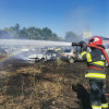 (VIDEO) Craiova: Incendiu într-un parc de maşini dezmembrate