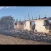 (VIDEO) Olt: Incendiu la un grajd de animale